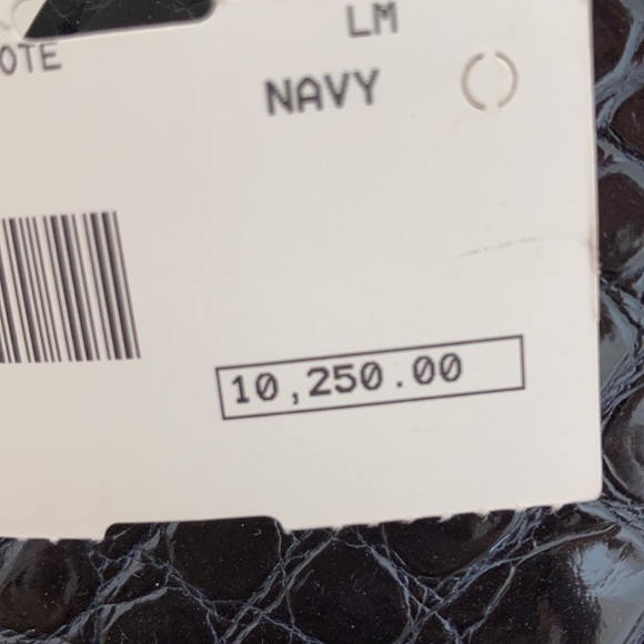 Lana Marks black Alligator purse. New - Picture 6 of 9